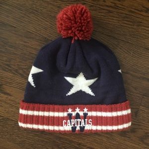 Reebok Capitals Pom Beanie